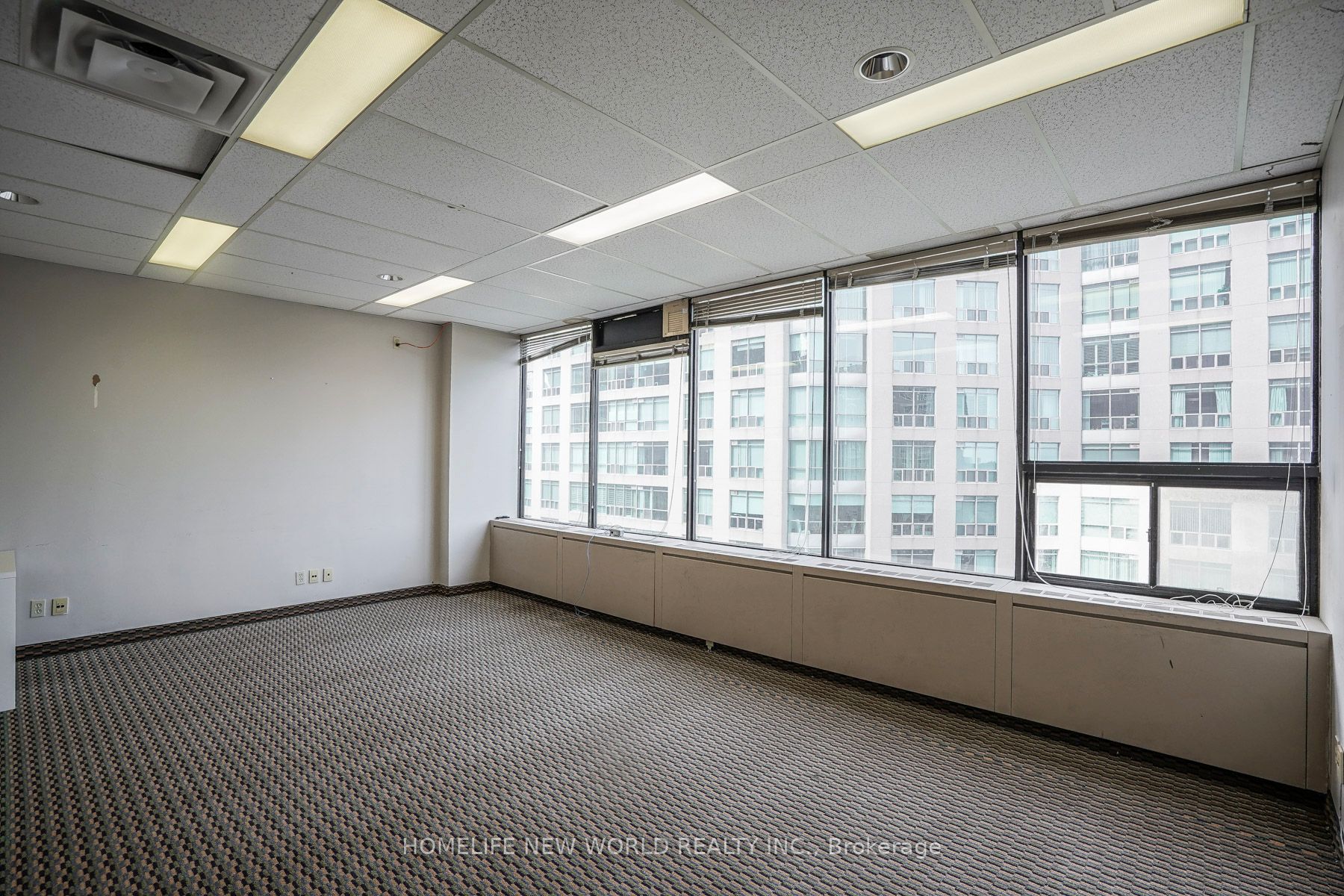 920 Yonge Street Level 7 Property Photo 20