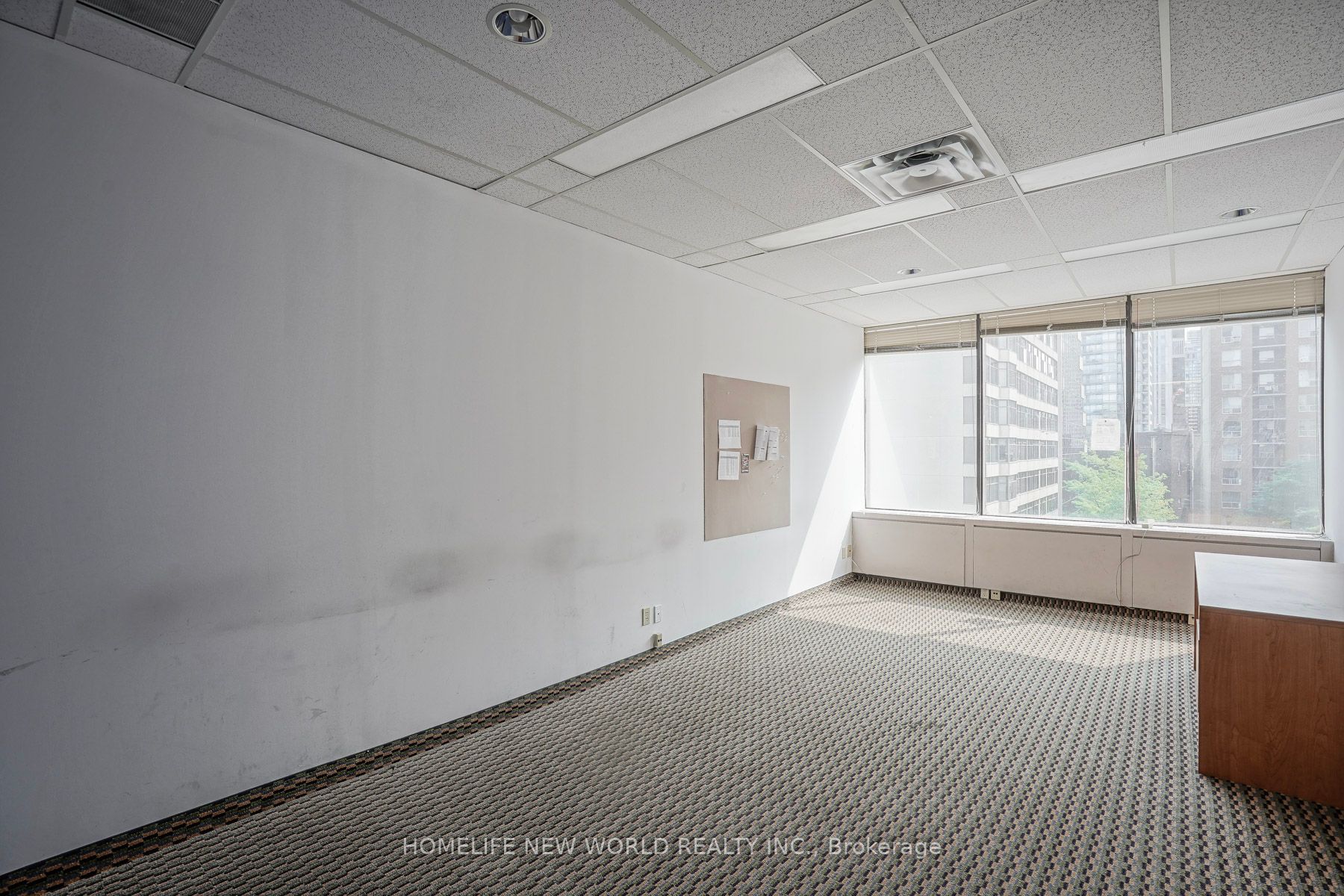 920 Yonge Street Level 7 Property Photo 26