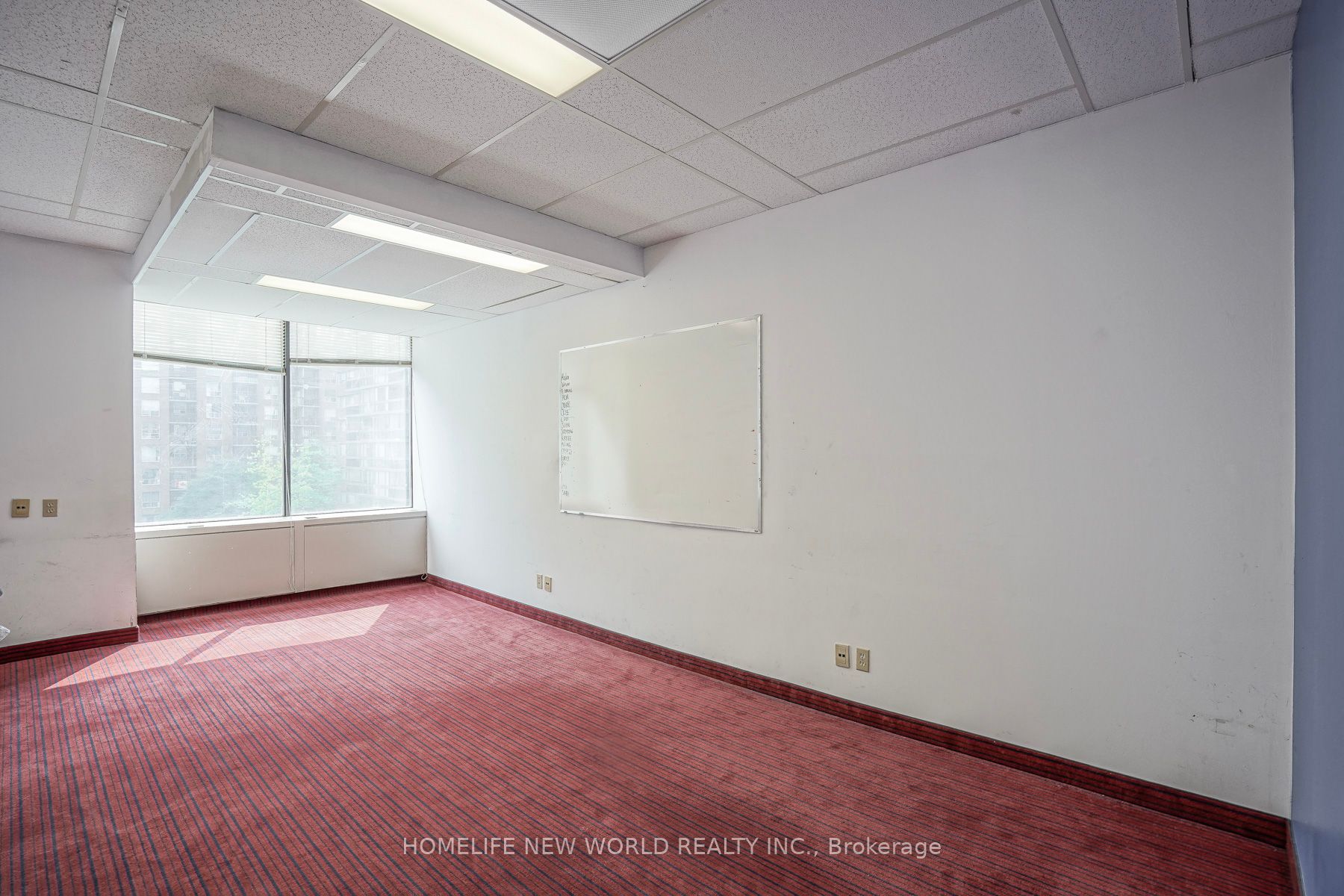 920 Yonge Street Level 7 Property Photo 28