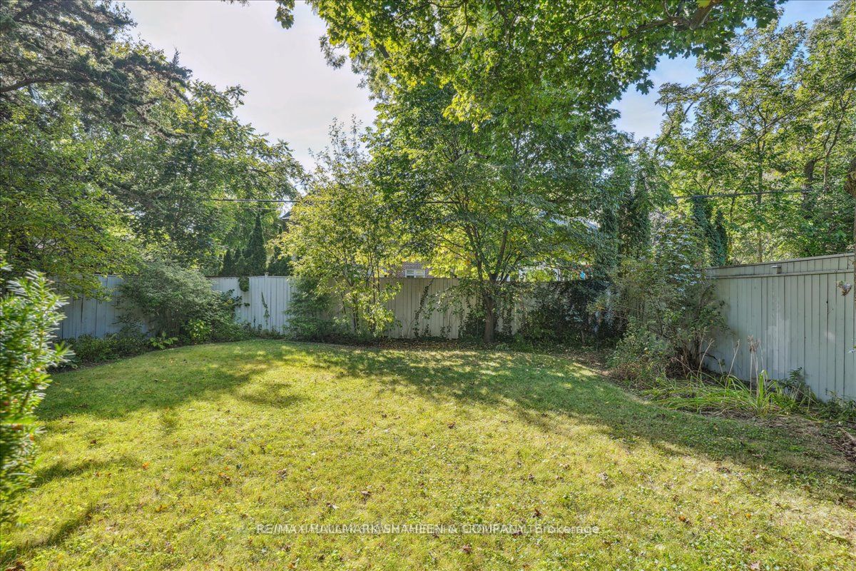 251 Lytton Boulevard Property Photo 15