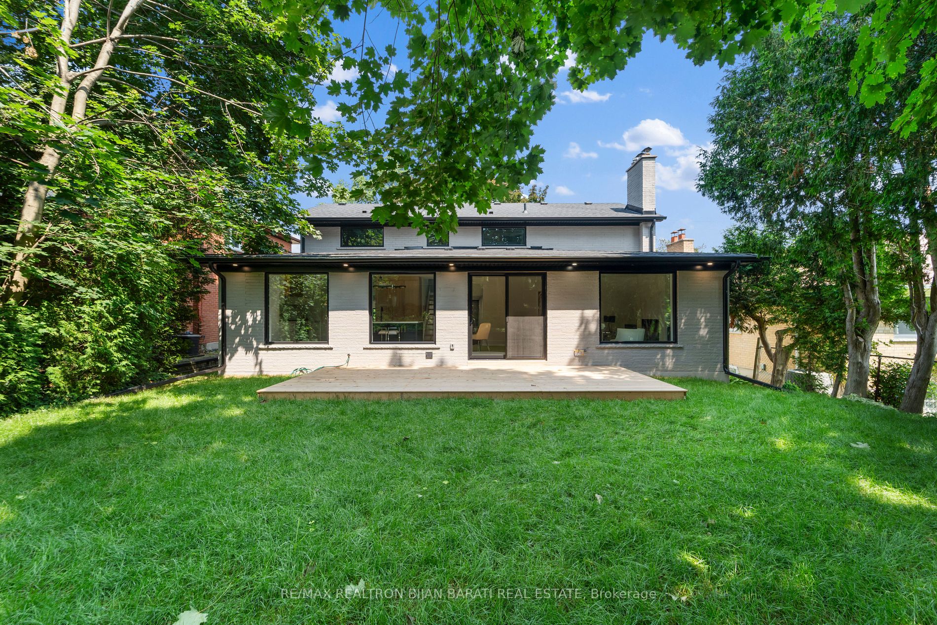 593 Cummer Ave Property Photo 30