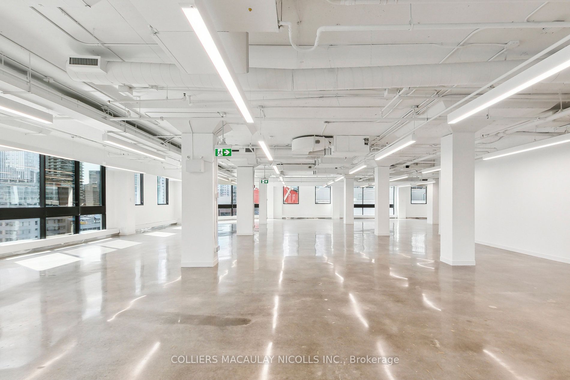 #700 - 150 John Street Property Photo 9