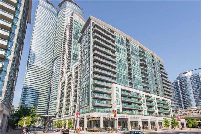 25 Lower Simcoe Street Property Photo 1