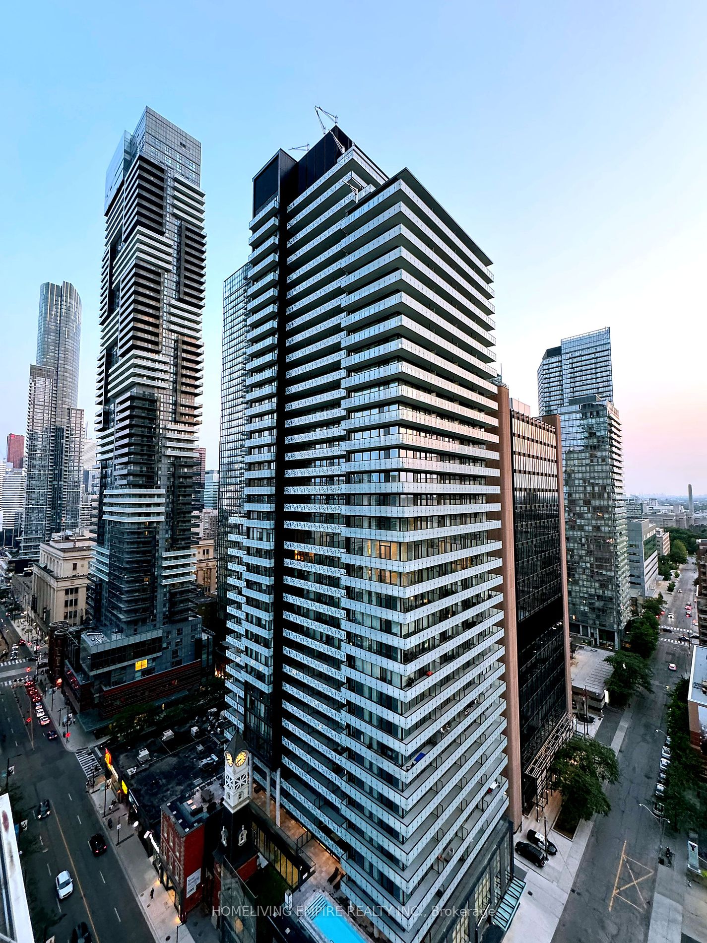 501 Yonge St 13 Property Photo 2