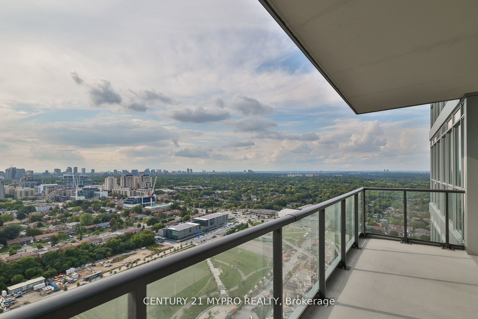 95 Mcmahon Dr 05 Property Photo 25