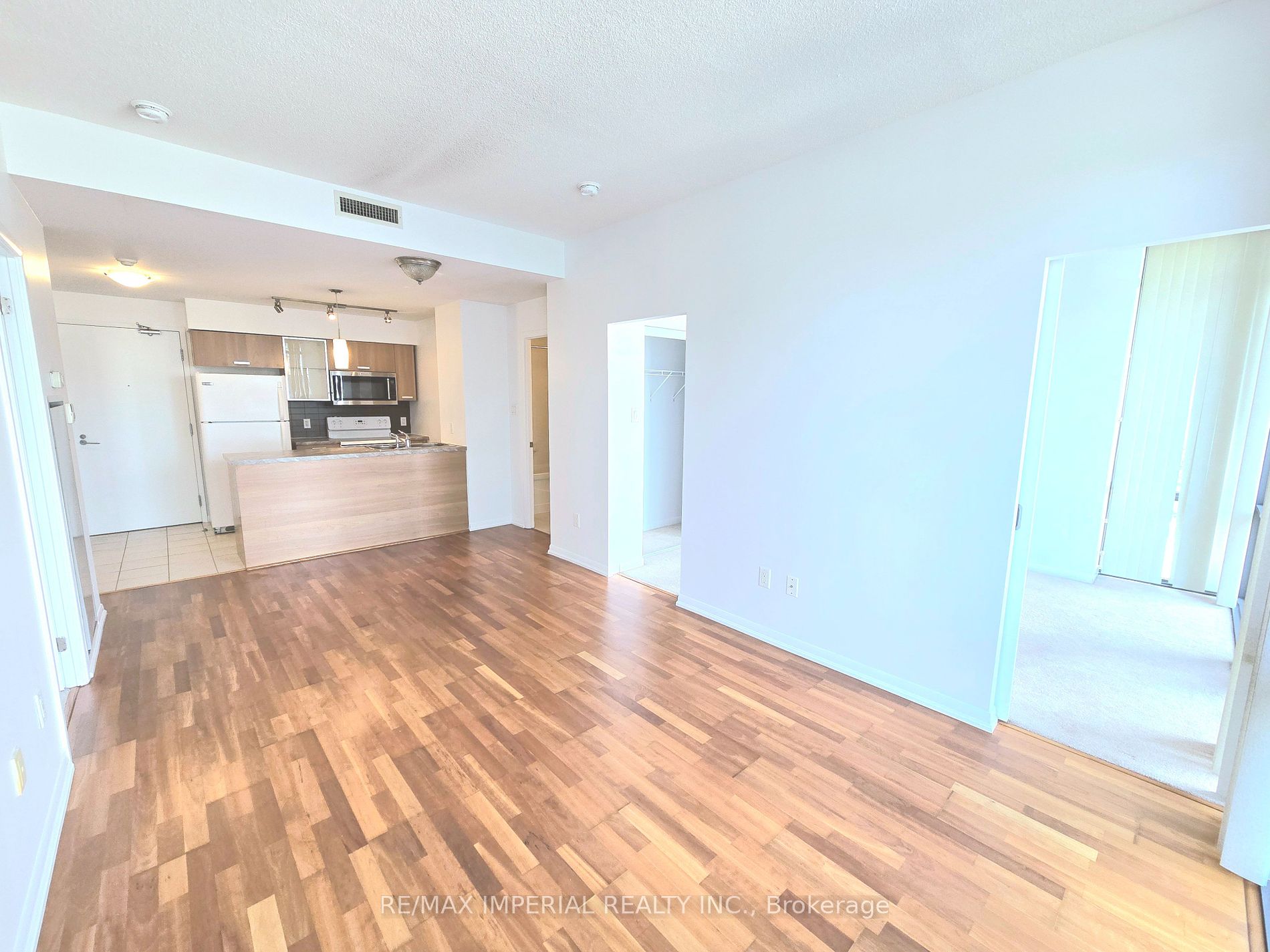 38 Grenville St 01 Property Photo 19