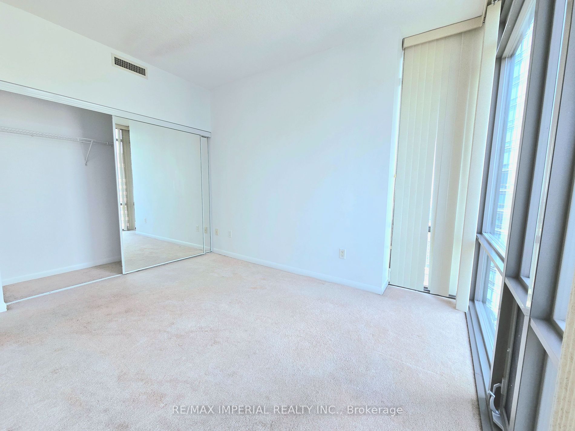 38 Grenville St 01 Property Photo 21