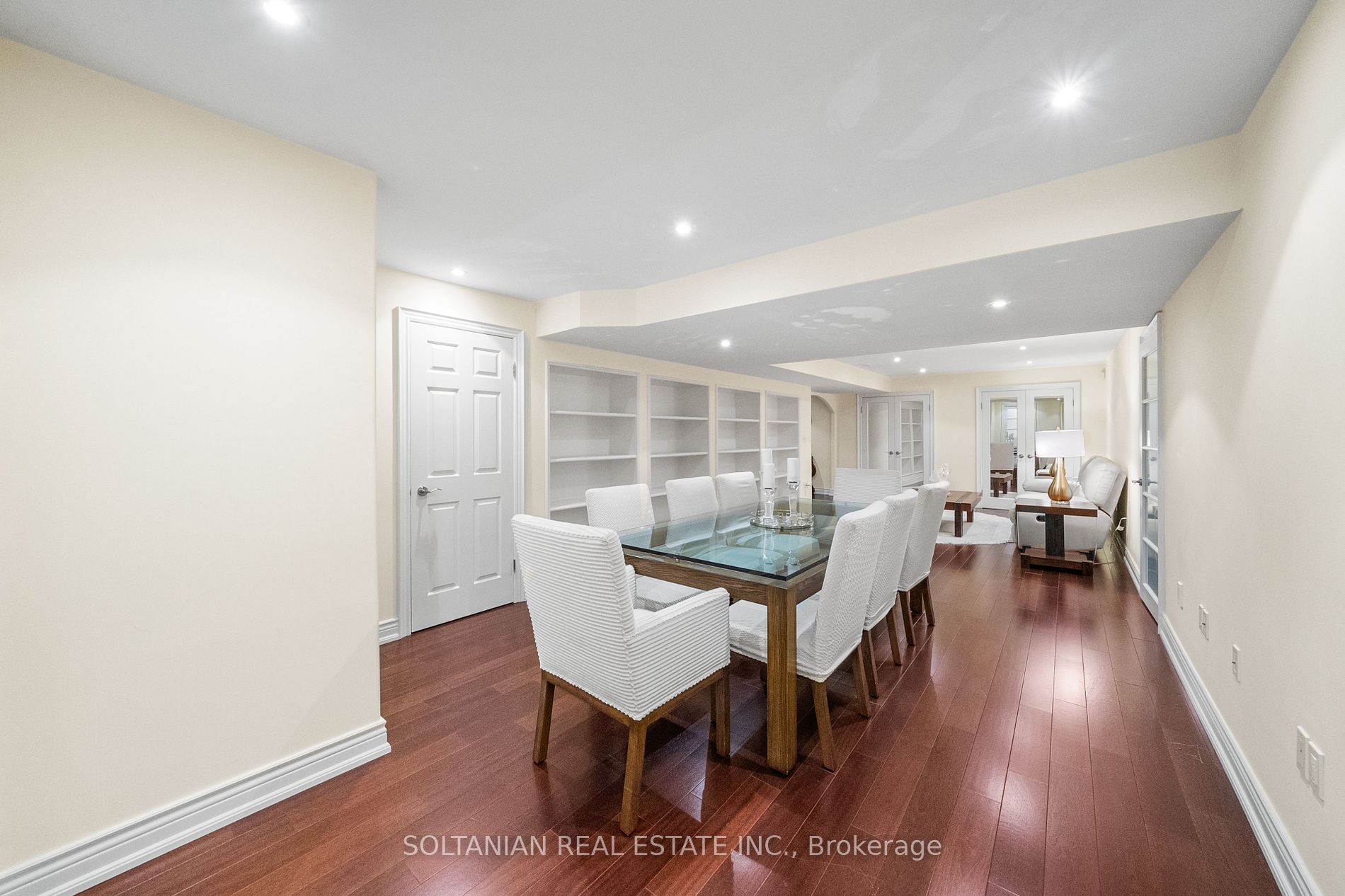 159 Old Yonge St Property Photo 25