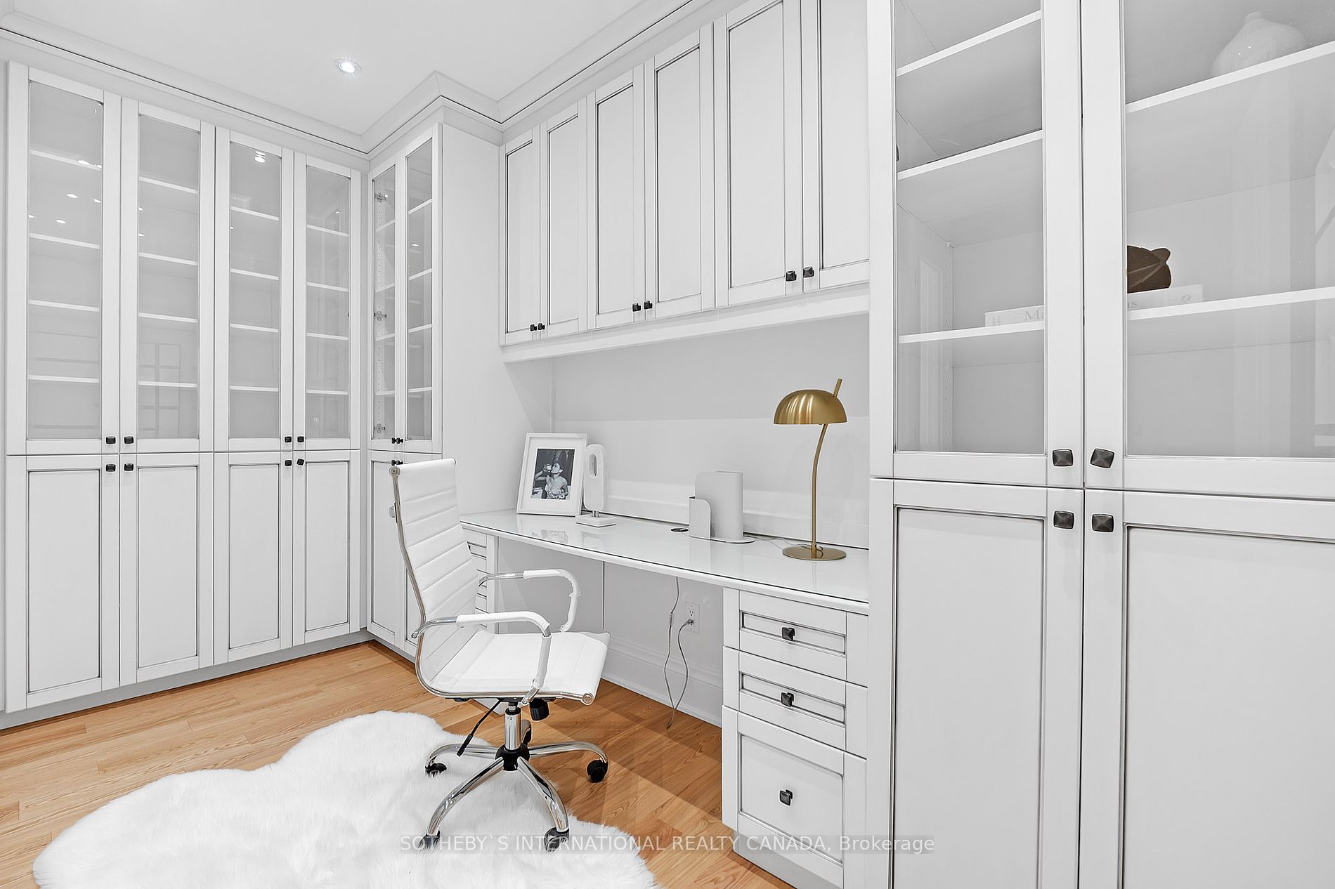 2191 Yonge St 2 Property Photo 18