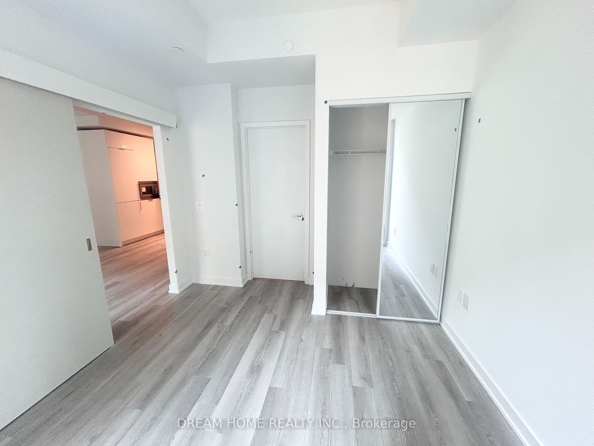121 St Patrick St Property Photo 11