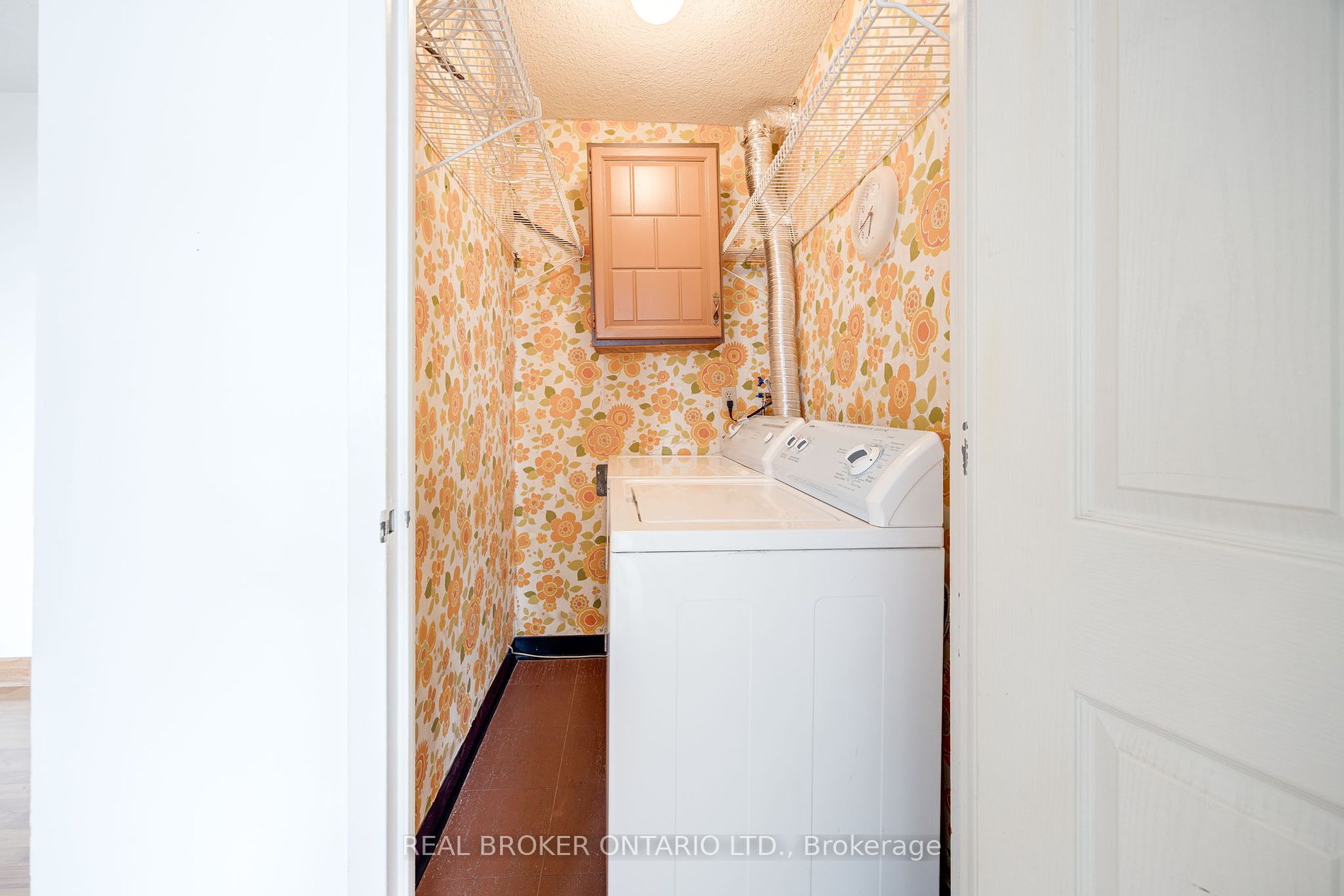 5 Old Sheppard Ave 5 Property Photo 17