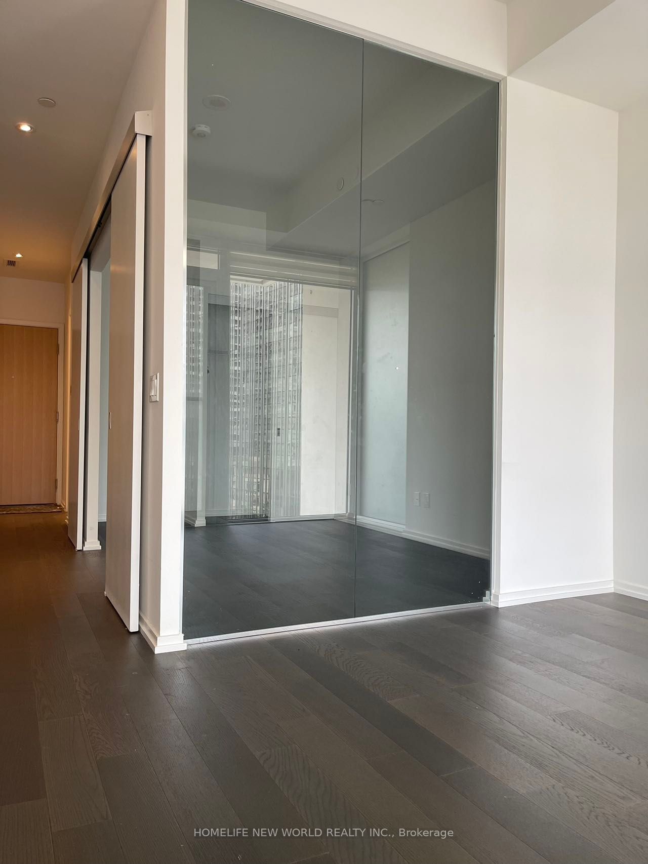 5 Soudan Ave 13 Property Photo 4