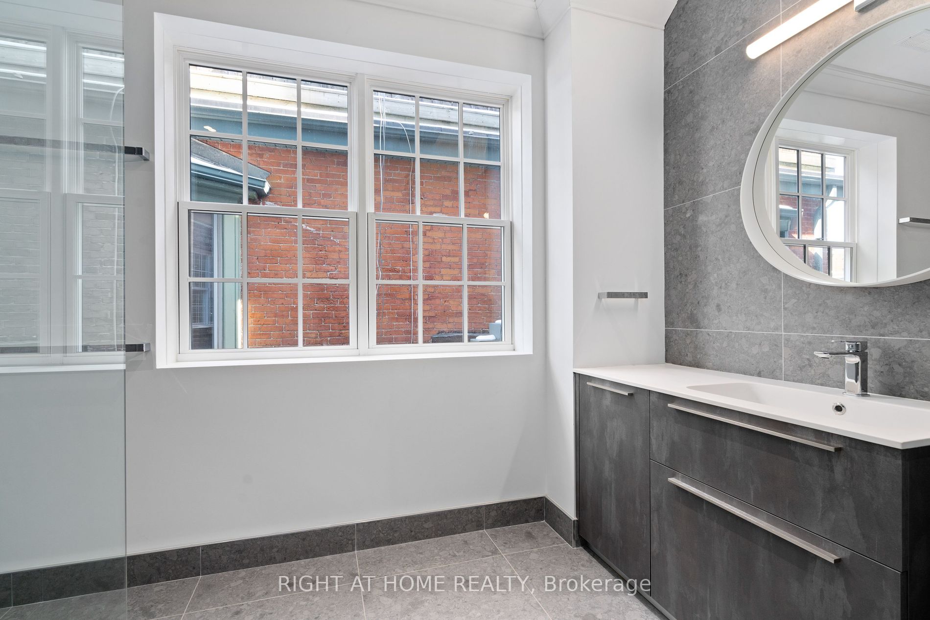 60 Winchester St Property Photo 7