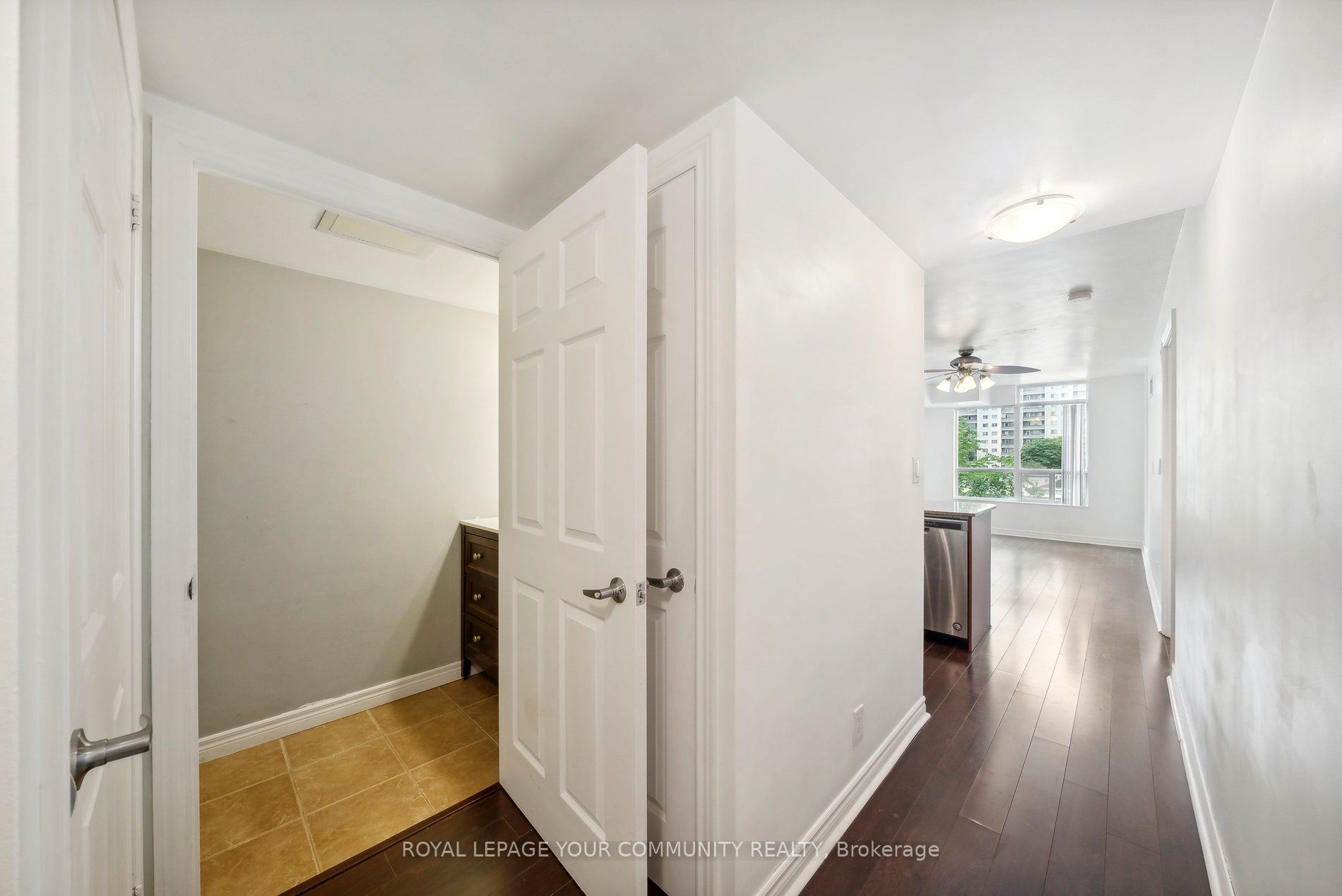 #407 - 225 Wellesley Street Property Photo 7
