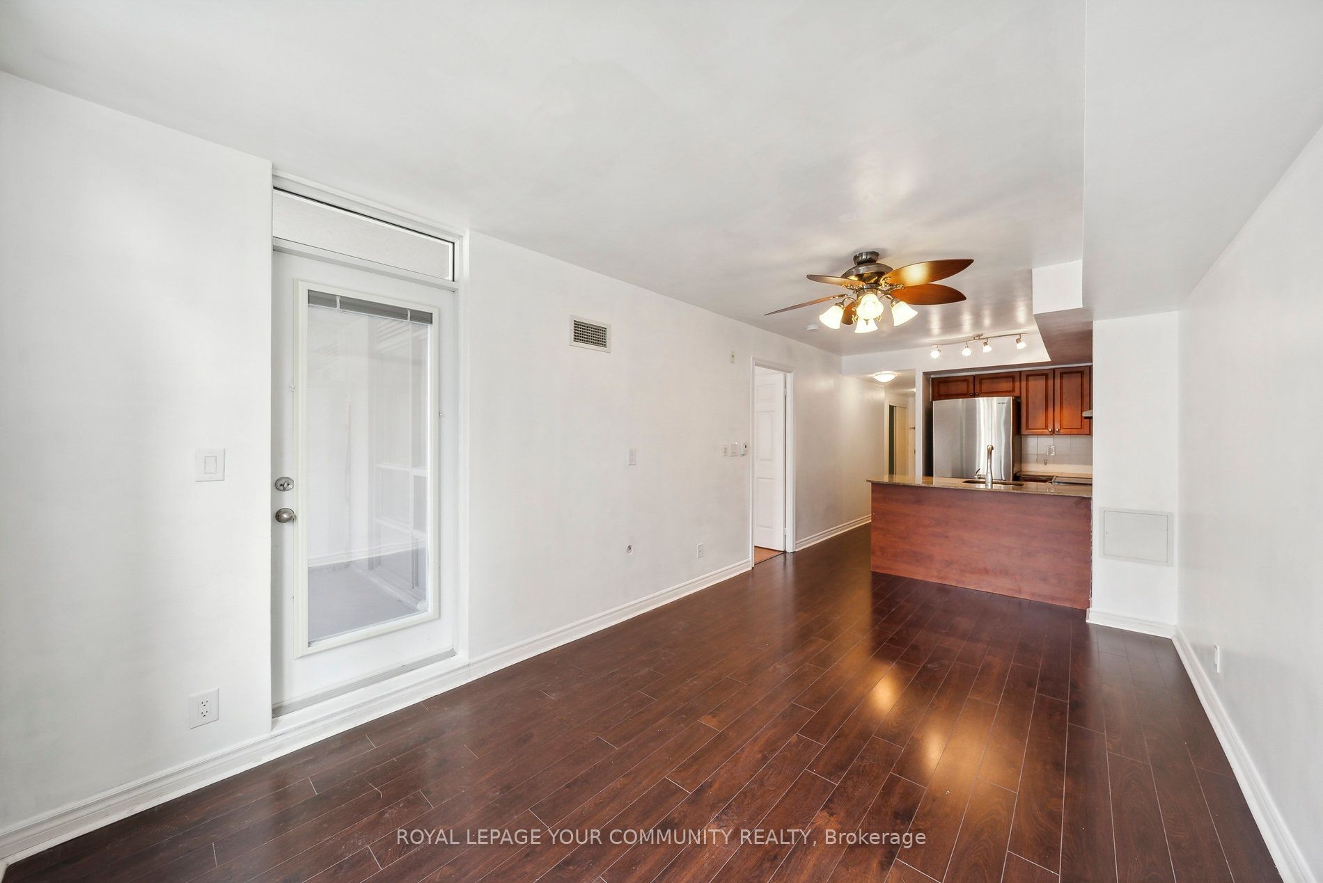 #407 - 225 Wellesley Street Property Photo 9