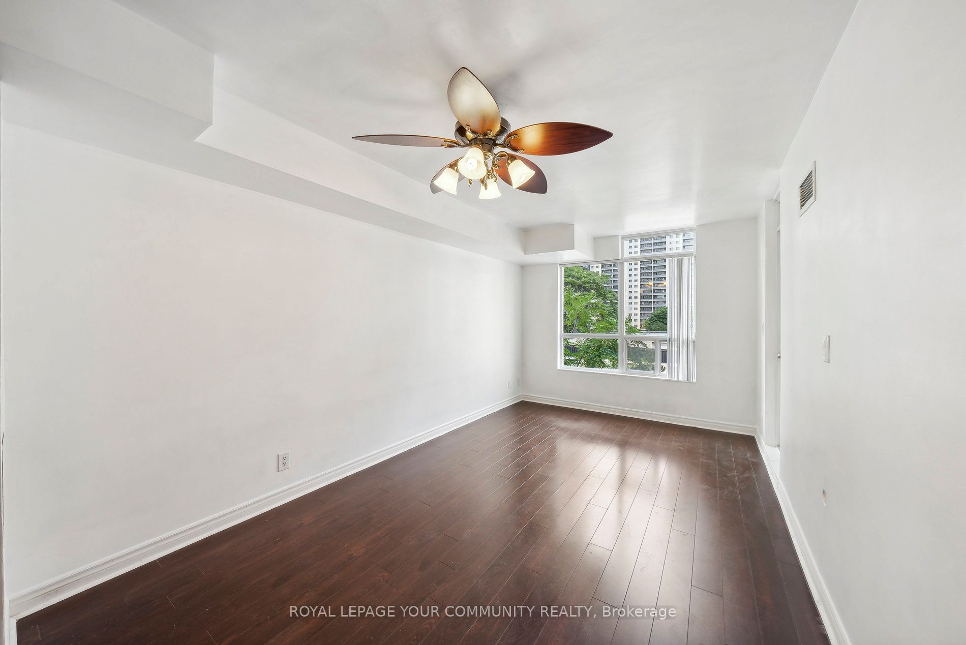 #407 - 225 Wellesley Street Property Photo 20