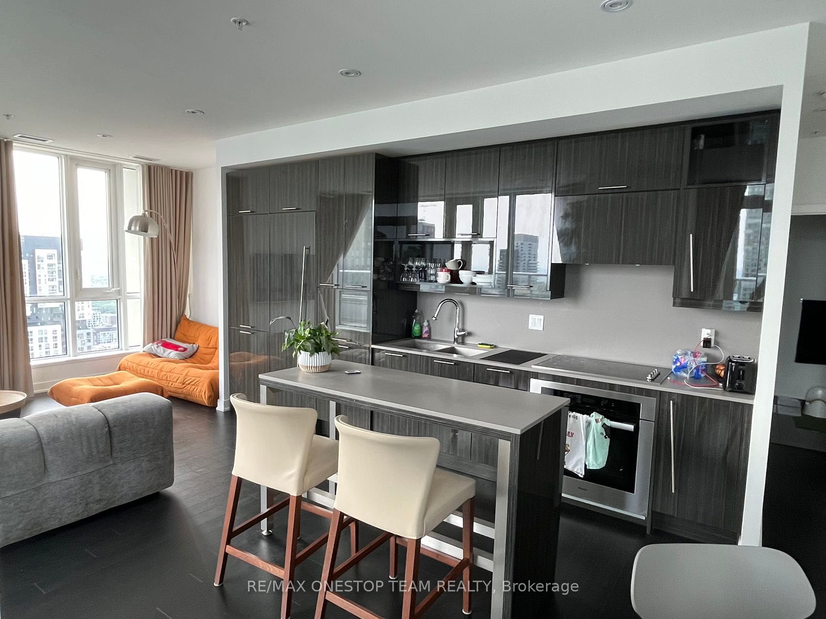 30 Nelson St 03 Property Photo 1