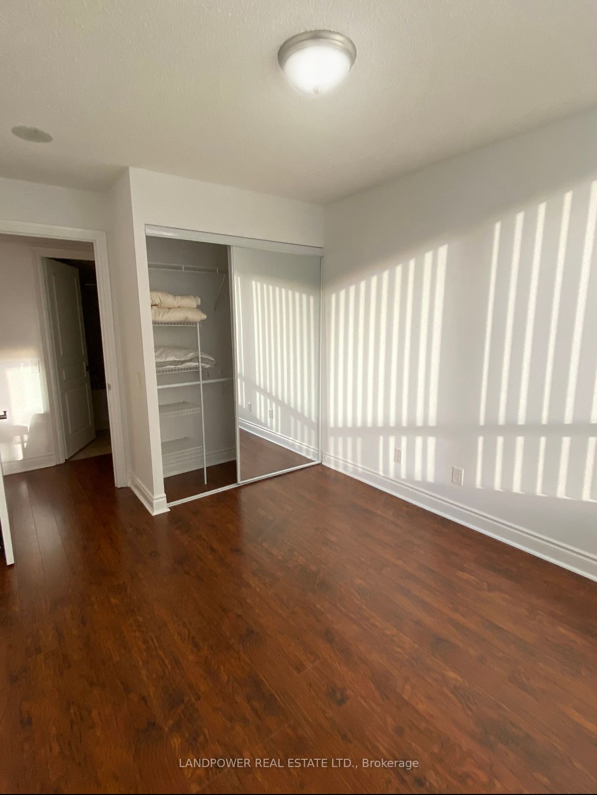 15 Northtown Way 2 Property Photo 17