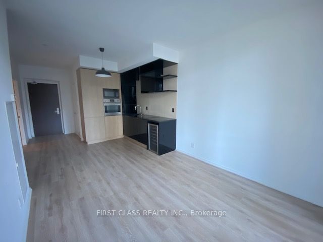70 Temperance St 9 Property Photo 6