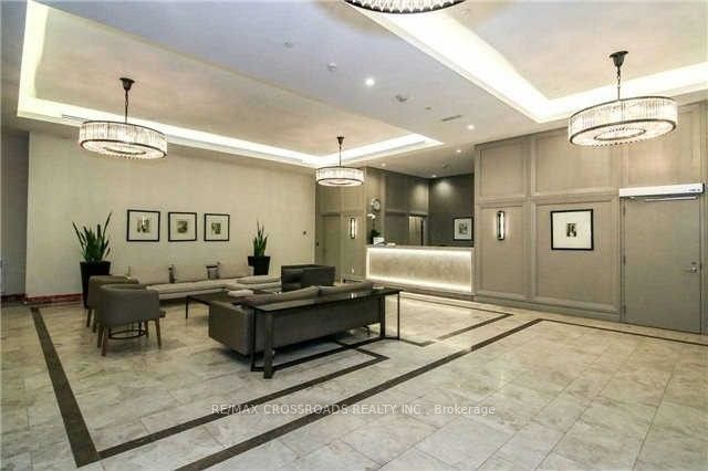 155 Yorkville Ave 18 Property Photo 7