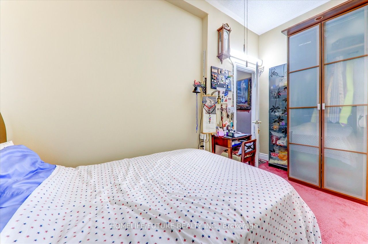 56 Sullivan St Property Photo 3