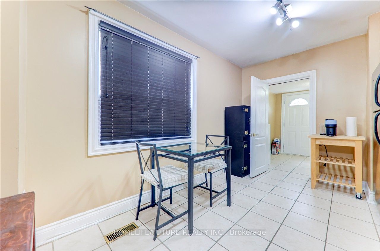 56 Sullivan St Property Photo 7