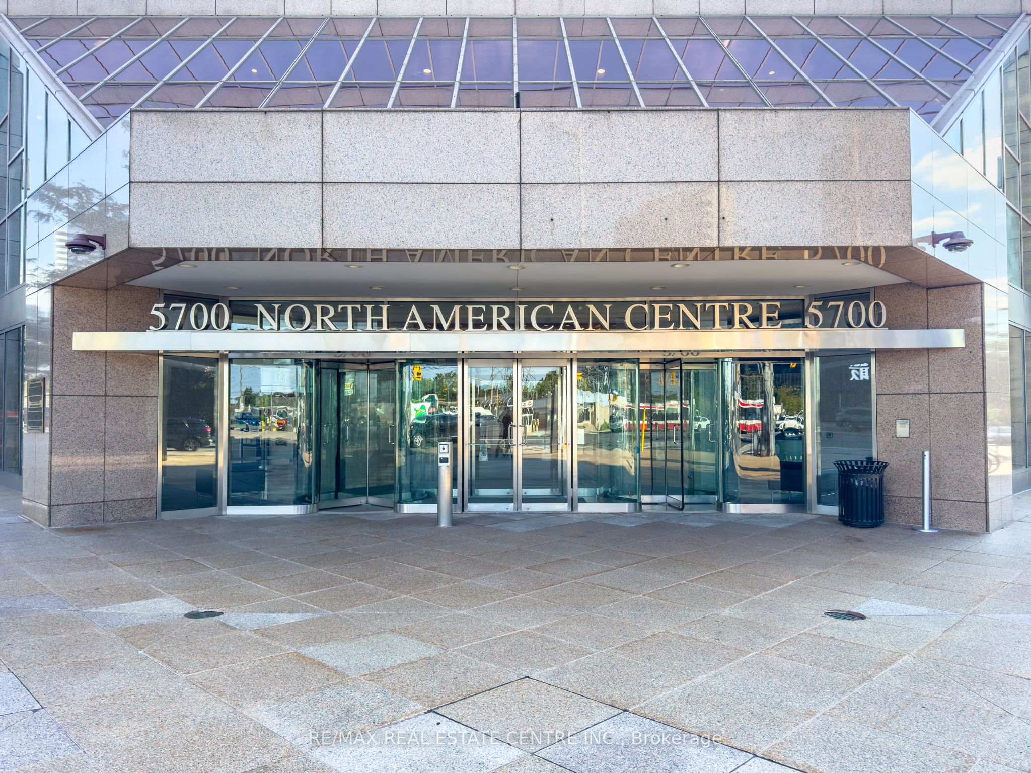 #200 F - 5700 Yonge Street Road Property Photo 4
