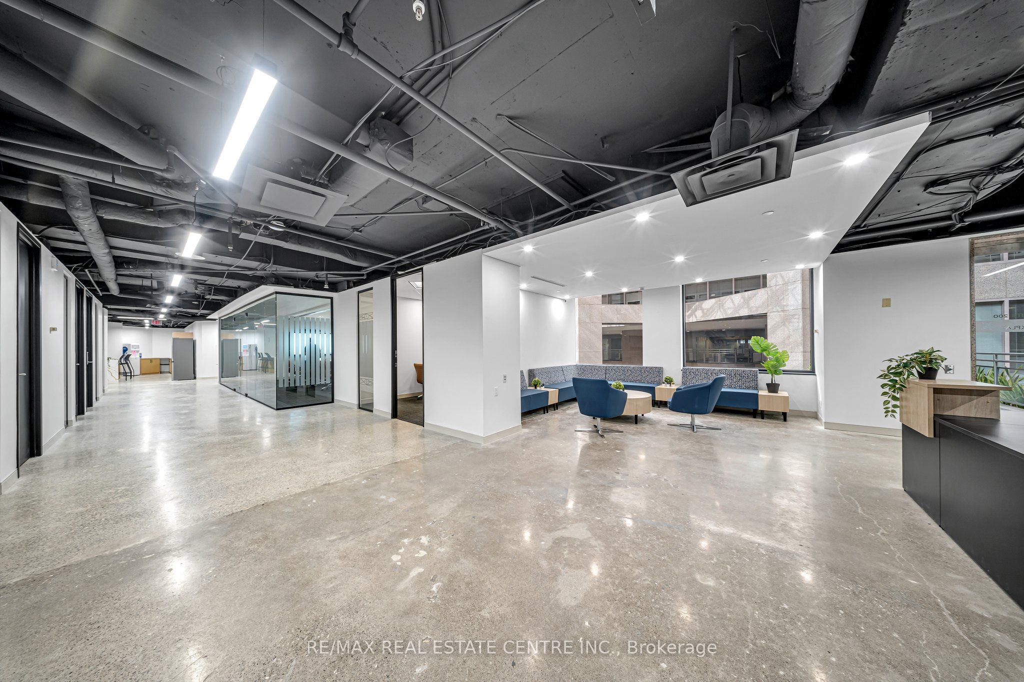 #200 F - 5700 Yonge Street Road Property Photo 8