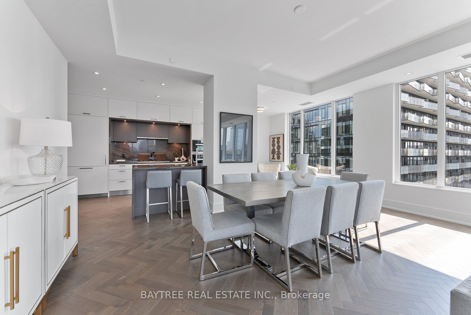 455 Wellington St W 1108 Property Photo 8