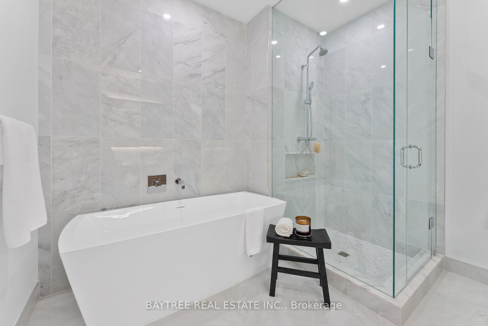 455 Wellington St W 1108 Property Photo 24