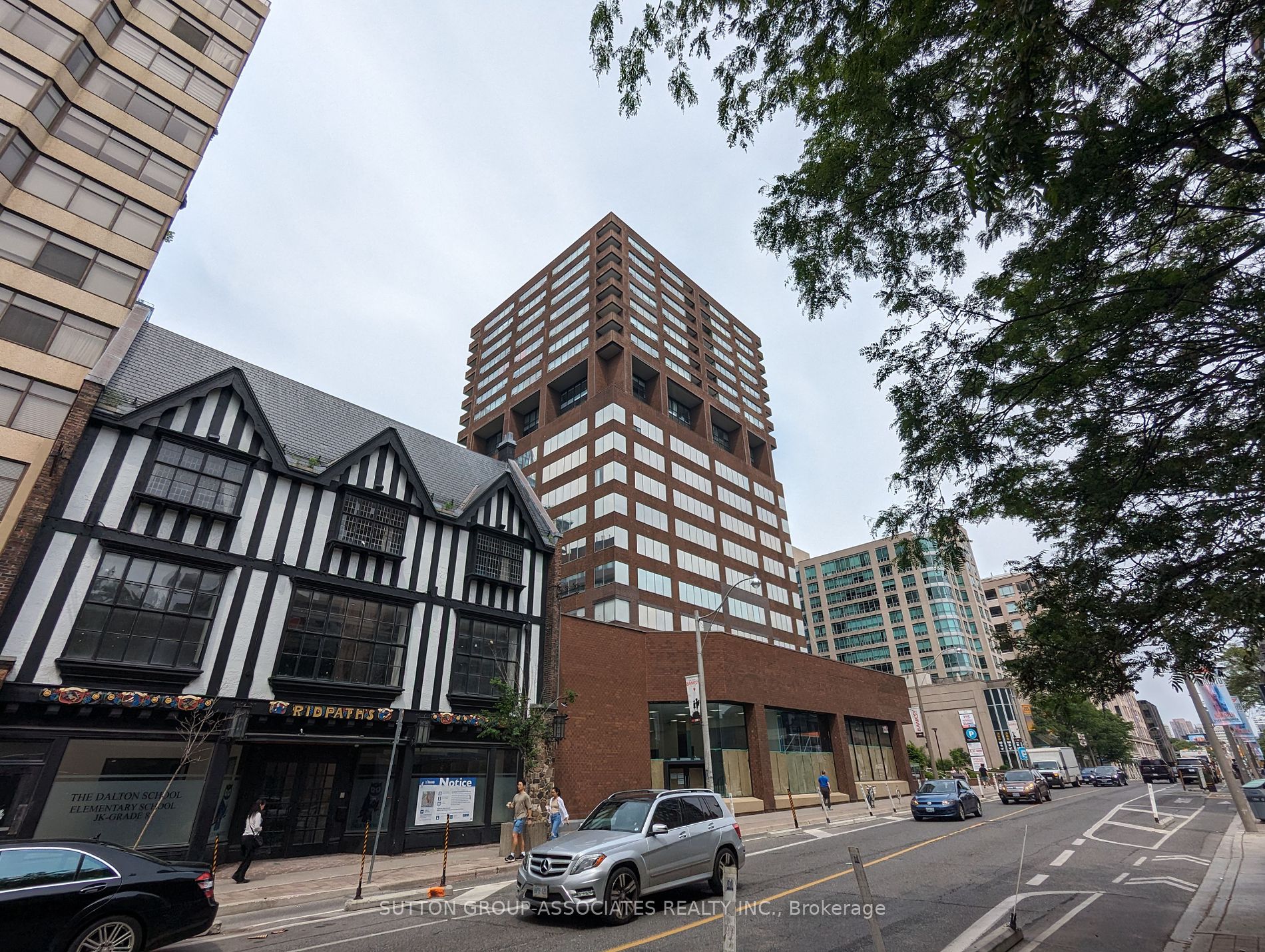 914 Yonge St 04 Property Photo 1