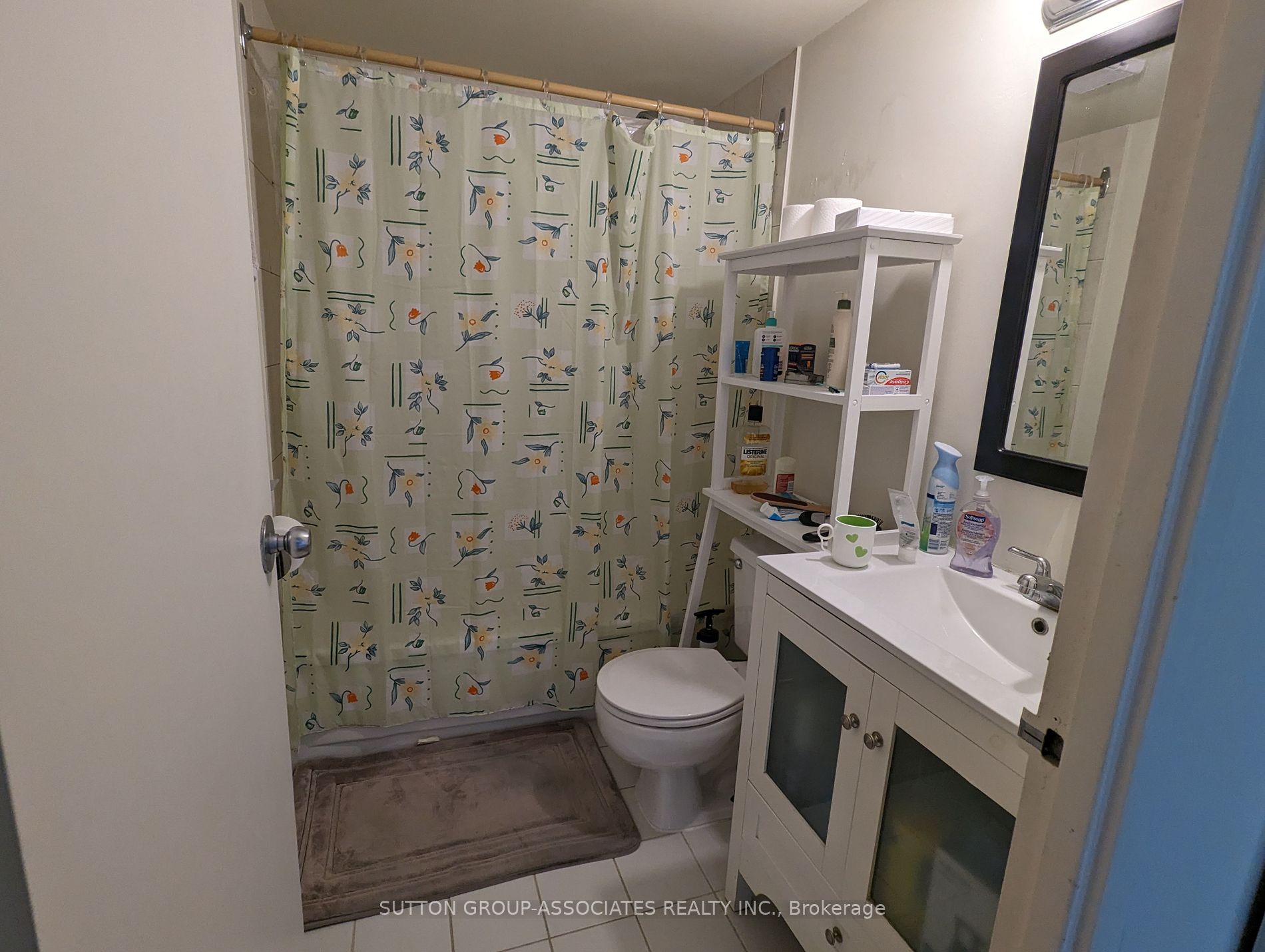 914 Yonge St 04 Property Photo 8