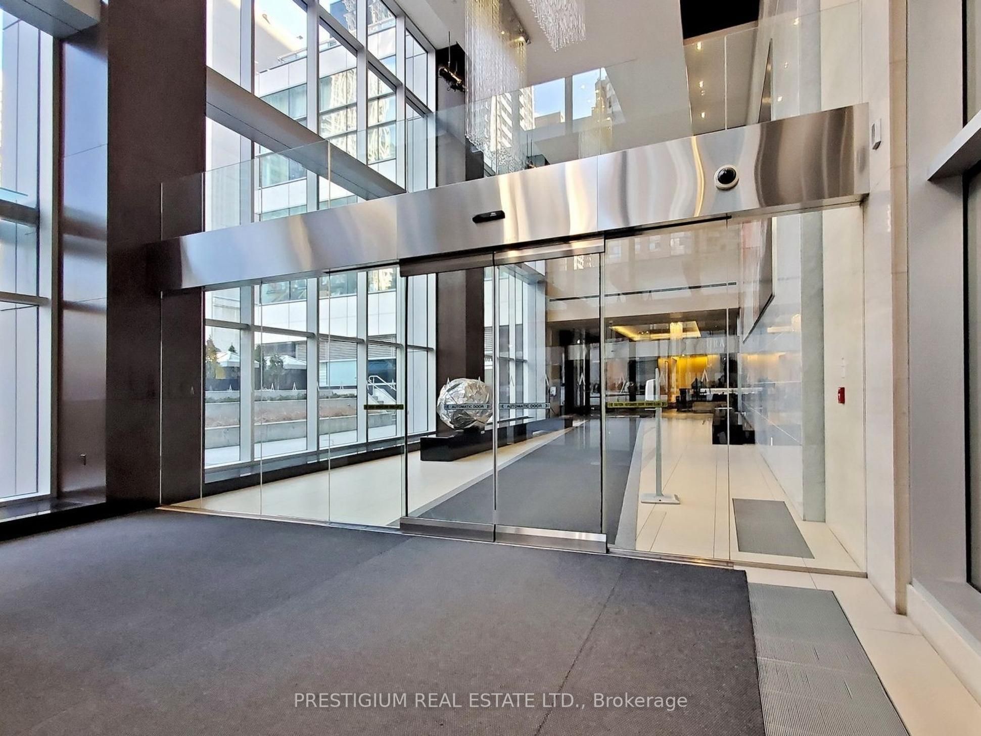 #6901 - 388 Yonge Street Property Photo 4