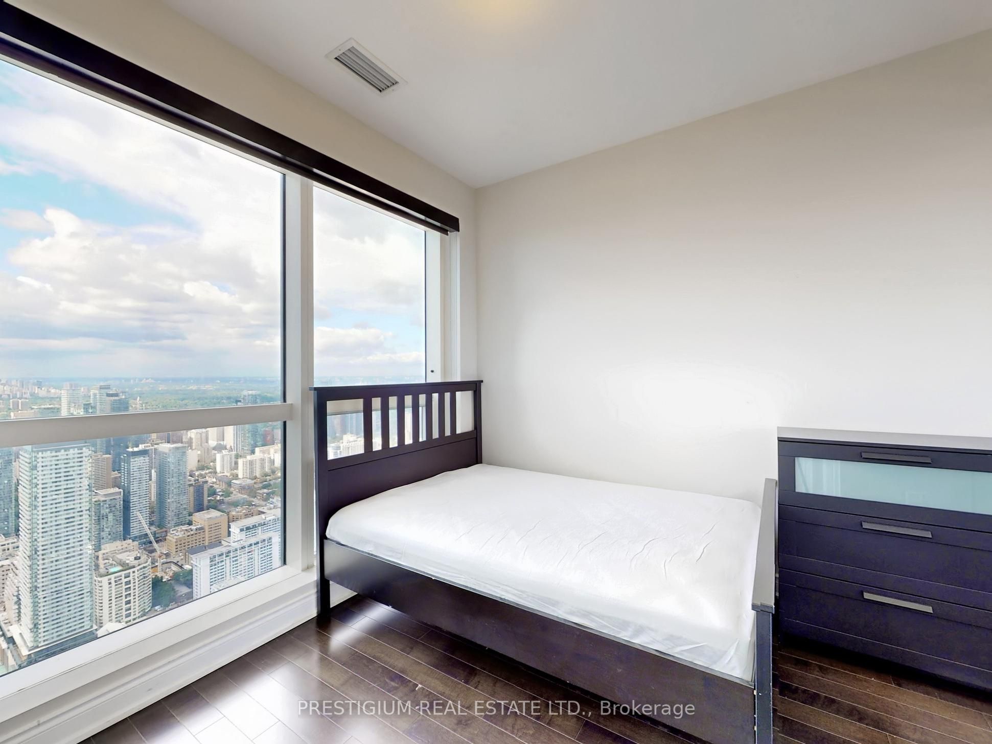 #6901 - 388 Yonge Street Property Photo 15