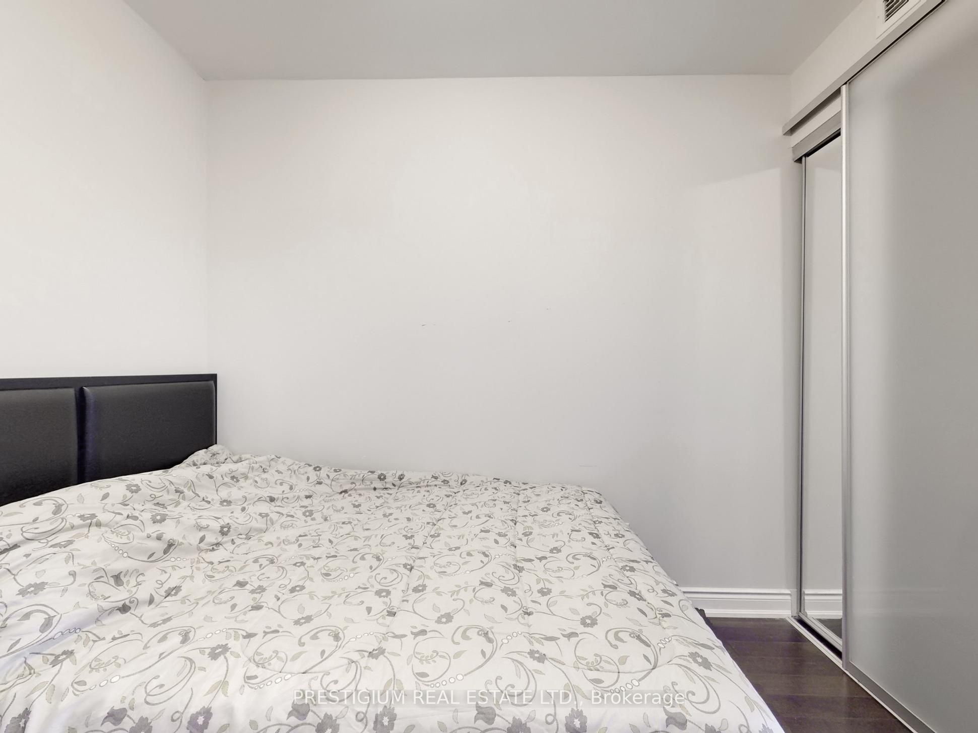 #6901 - 388 Yonge Street Property Photo 19