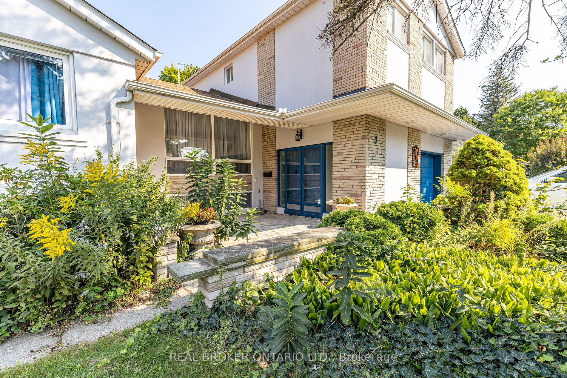 3 Yewfield Cres Property Photo 11