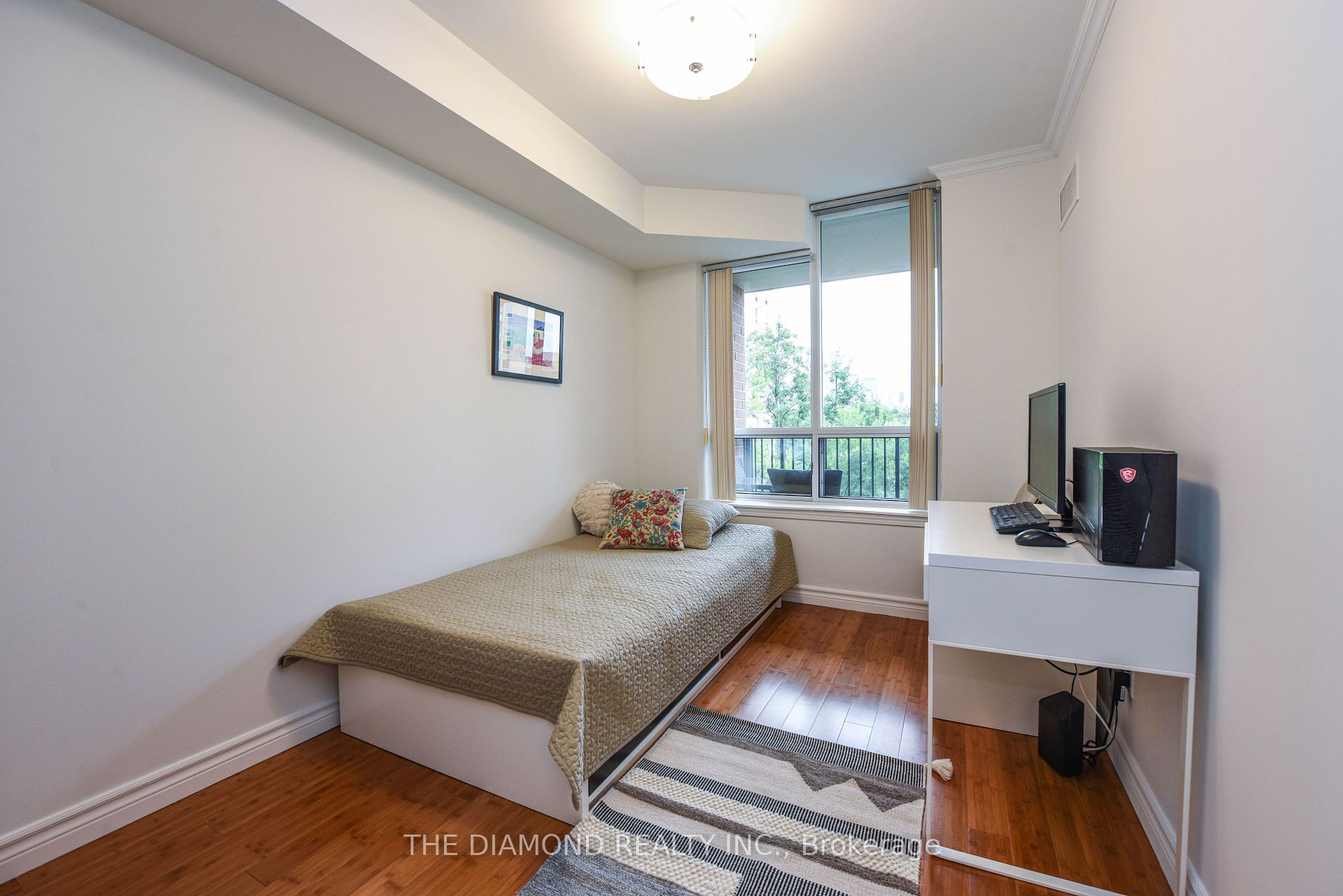 260 Merton St 09 Property Photo 9