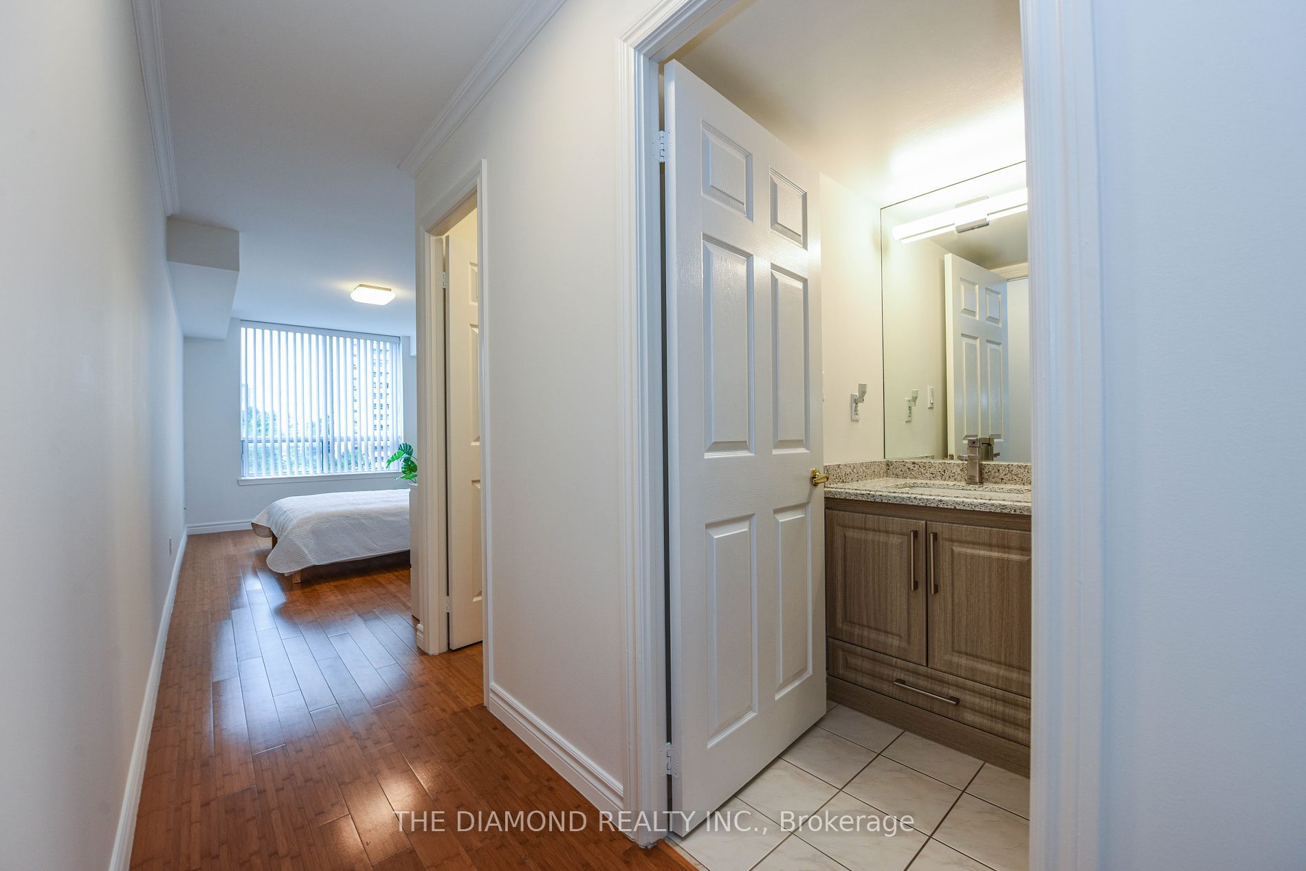 260 Merton St 09 Property Photo 15