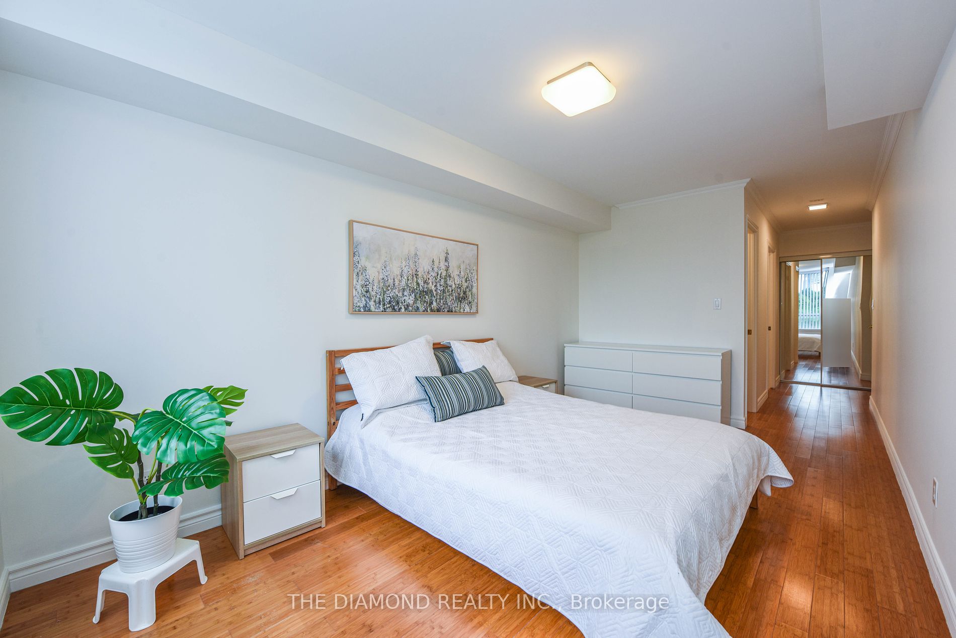260 Merton St 09 Property Photo 20