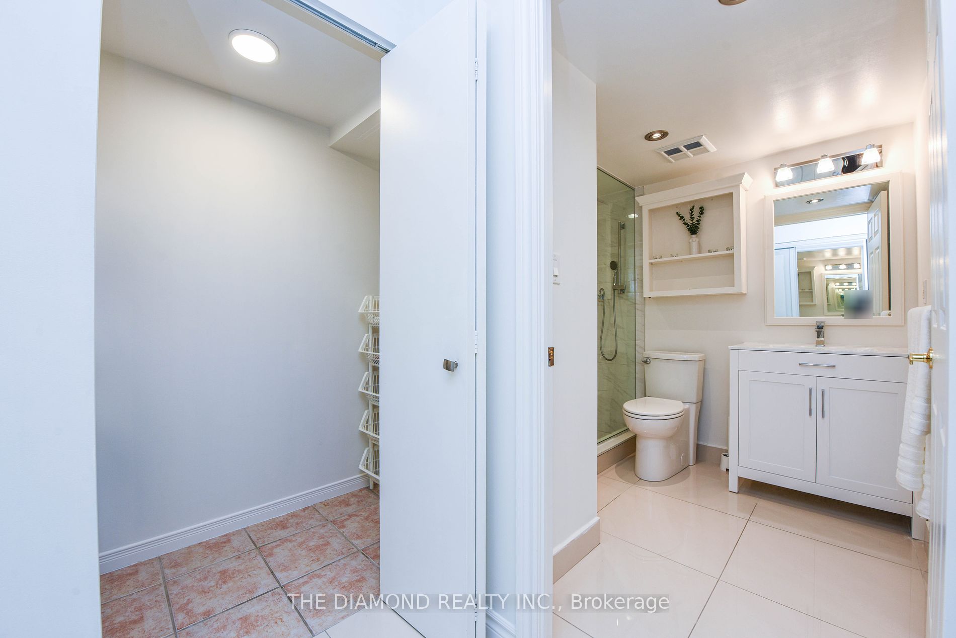 260 Merton St 09 Property Photo 28