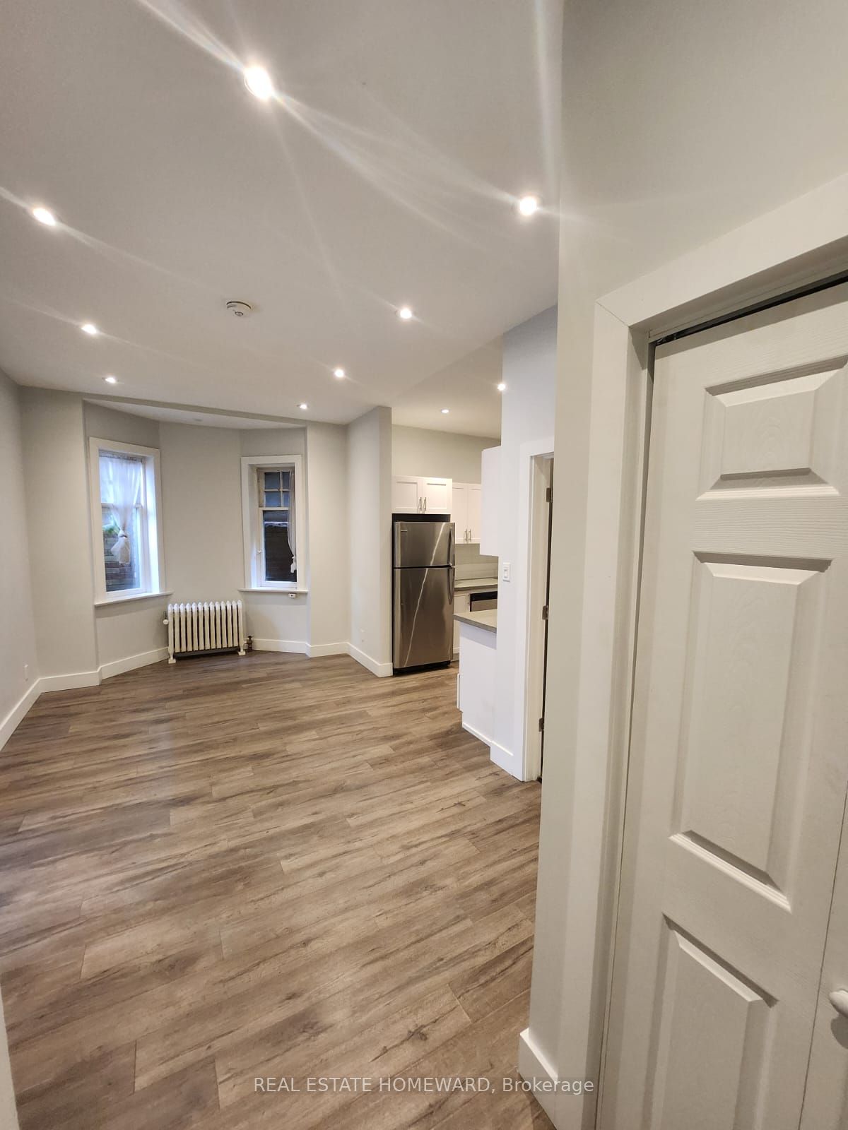 #2 - 592 Church Street Property Photo 1