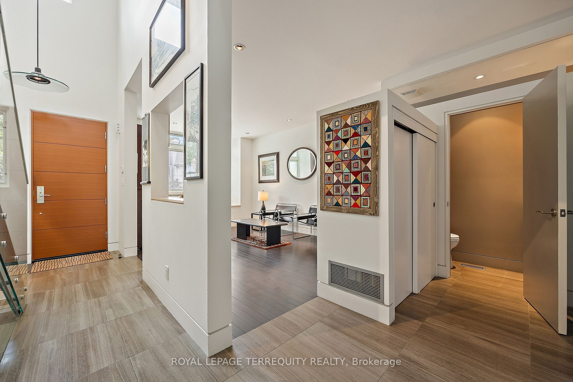 317 Keewatin Ave Property Photo 2