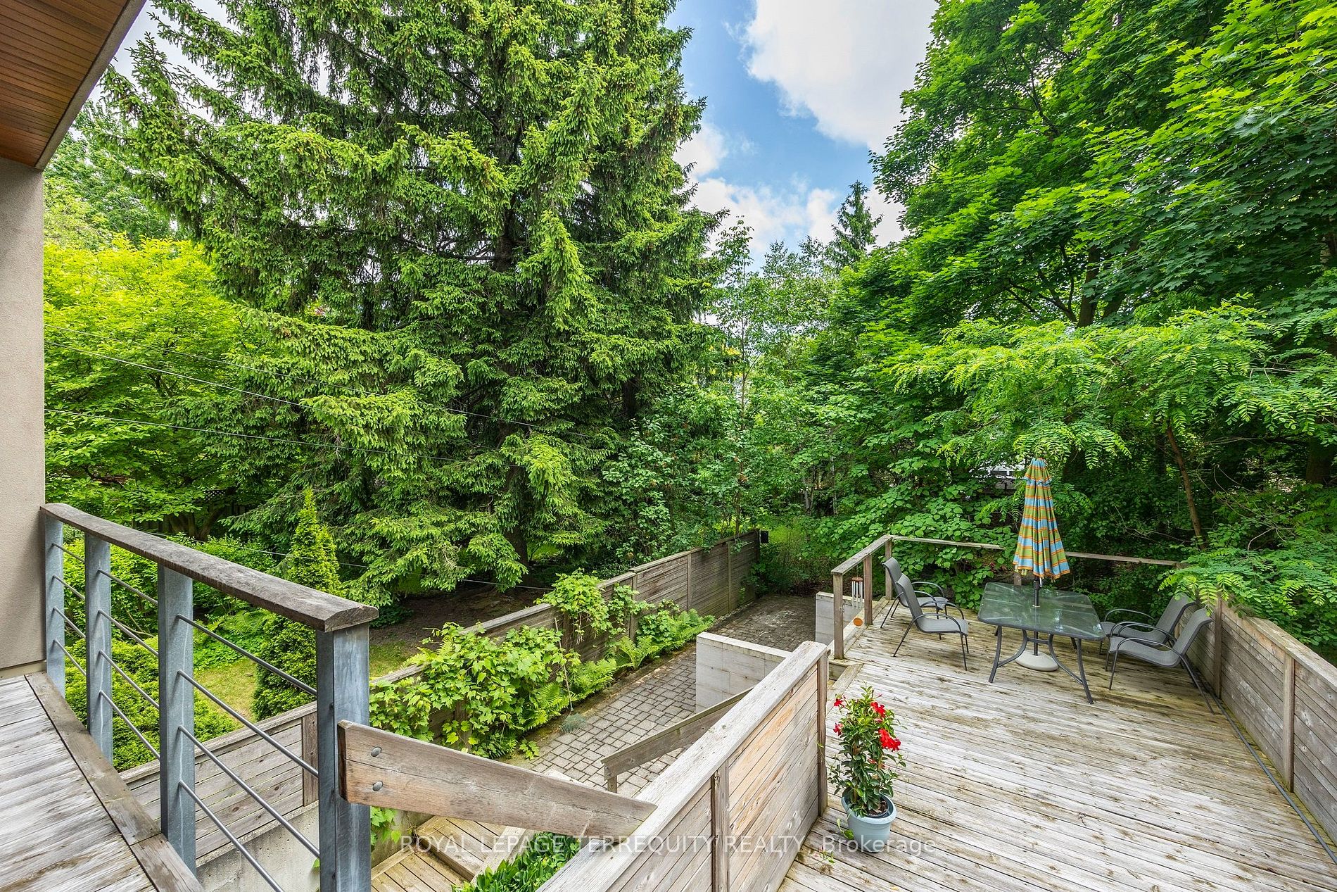 317 Keewatin Ave Property Photo 31