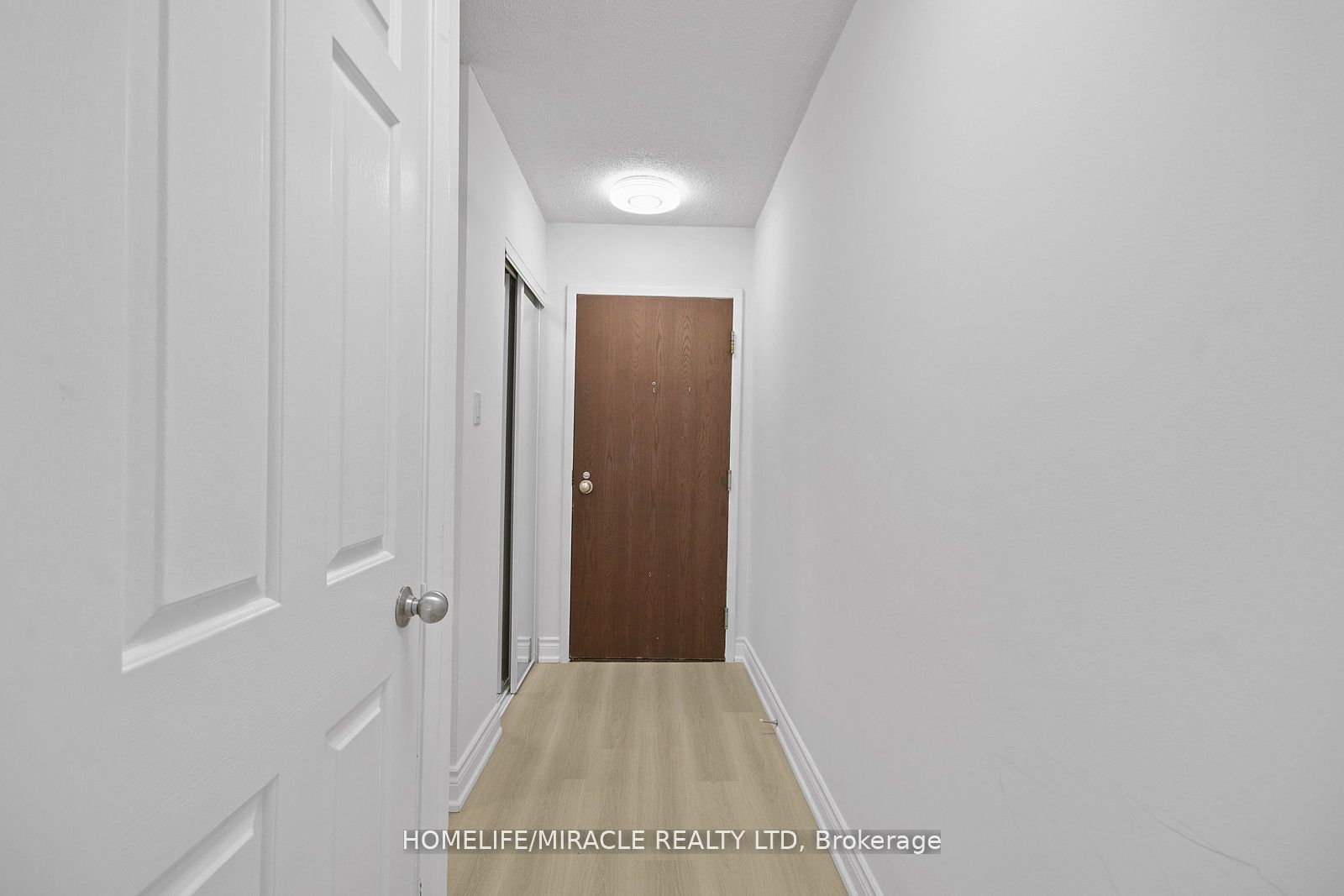 44 Gerrard St 9 Property Photo 15