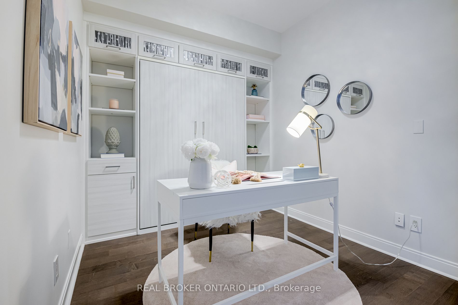 21 Scollard St 4 Property Photo 3