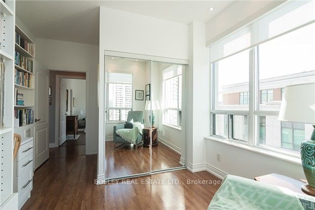 319 Merton St 02 Property Photo 8
