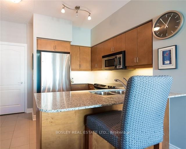 319 Merton St 02 Property Photo 15