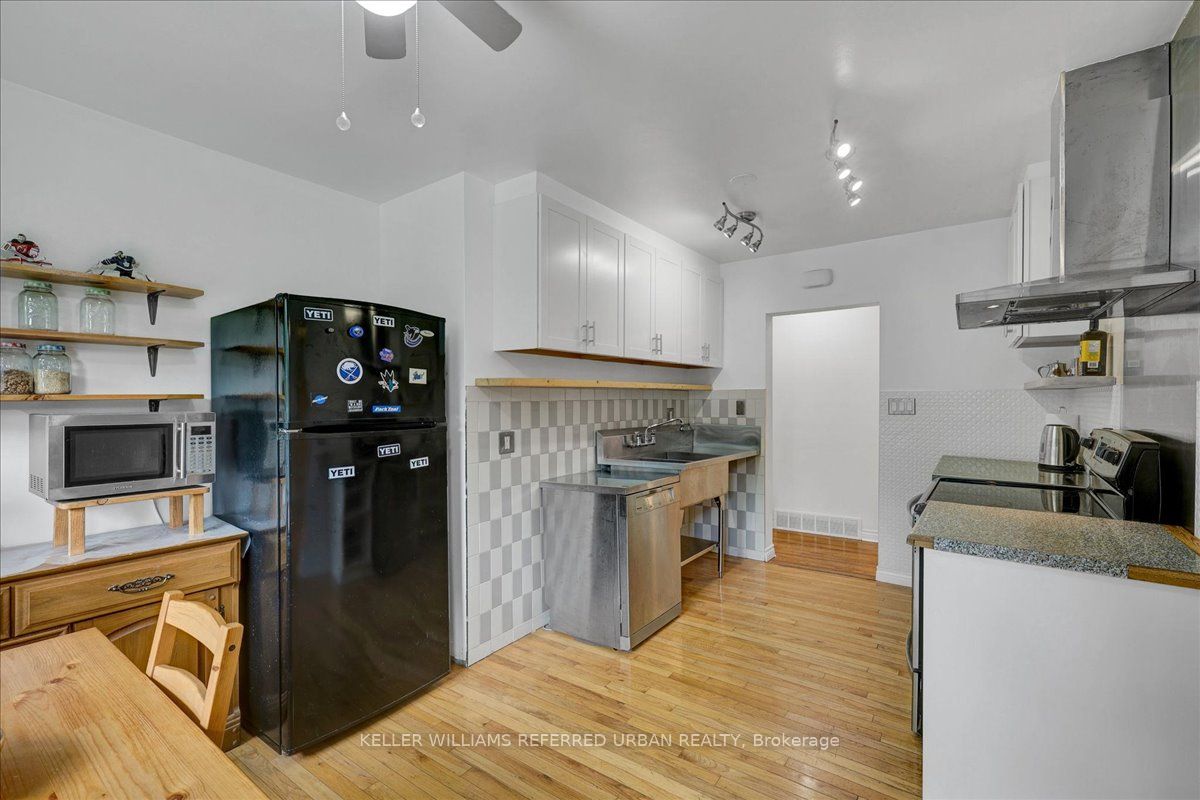 122 Burndale Ave Property Photo 7