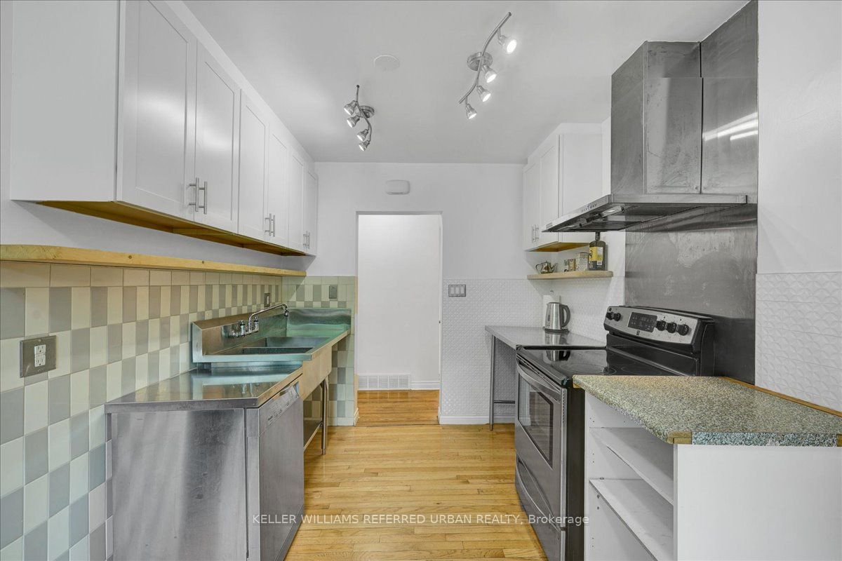 122 Burndale Ave Property Photo 8