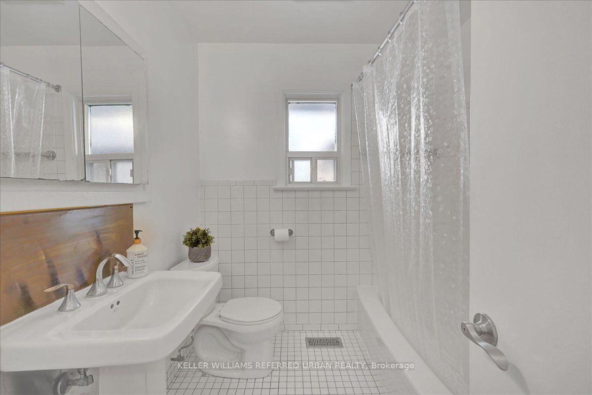 122 Burndale Ave Property Photo 14